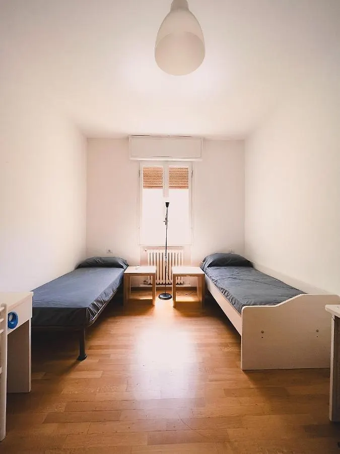 Summer B&B Bologna 0*,